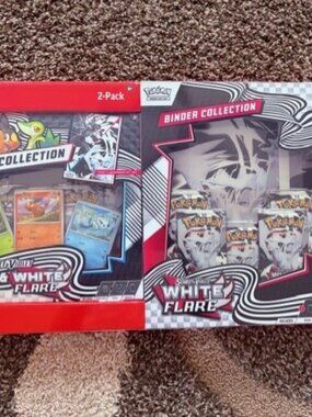 Pokemon TCG Scarlet & Violet 2-Pack White Flare Binder Collection & Unova Poster